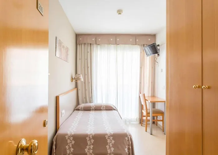 Hotel Cosmos