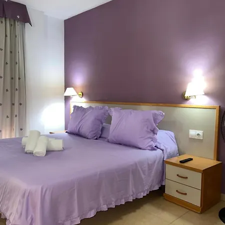 Cosmos Ξενοδοχείο Ταραγόνα