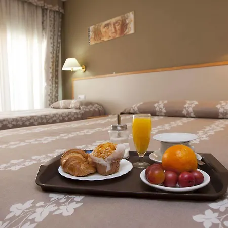 Cosmos Hotel